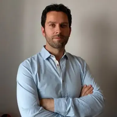 Dr. Bertrand Dumas